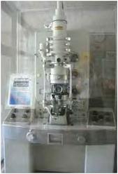 「HU-11B形　日立電子顕微鏡」東北大学　多元物質科学研究所
